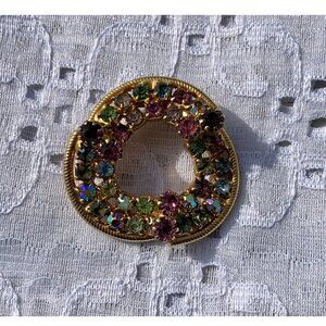 Stunning Vintage Colorful Vintage Brooch Pin